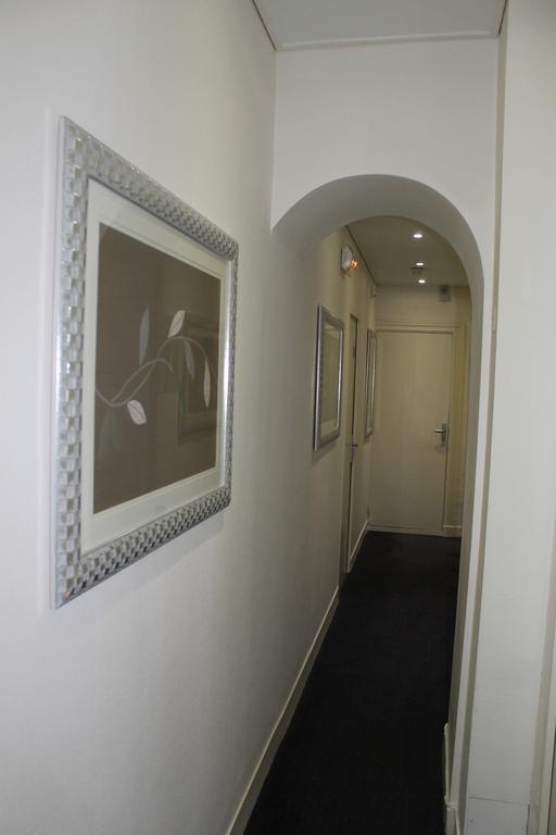 Hotel The Originals Du Grand Monarque Nantes Gare Esterno foto